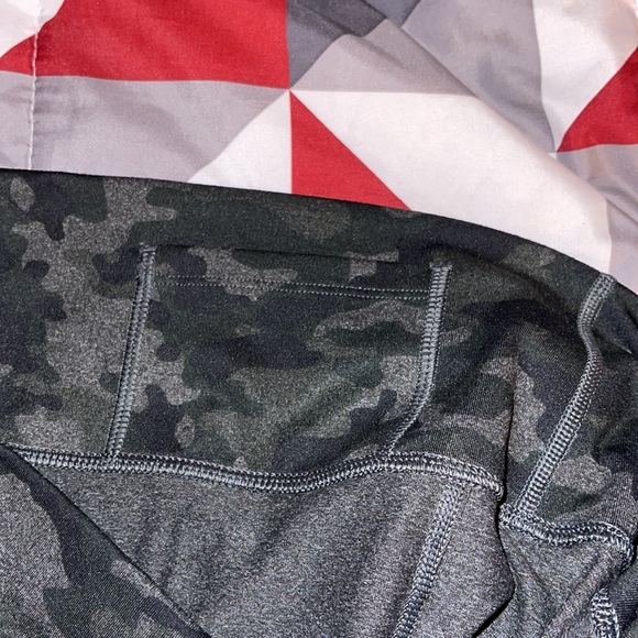 Fabletics 360 Powerhold Leggings - Picture 4 of 4